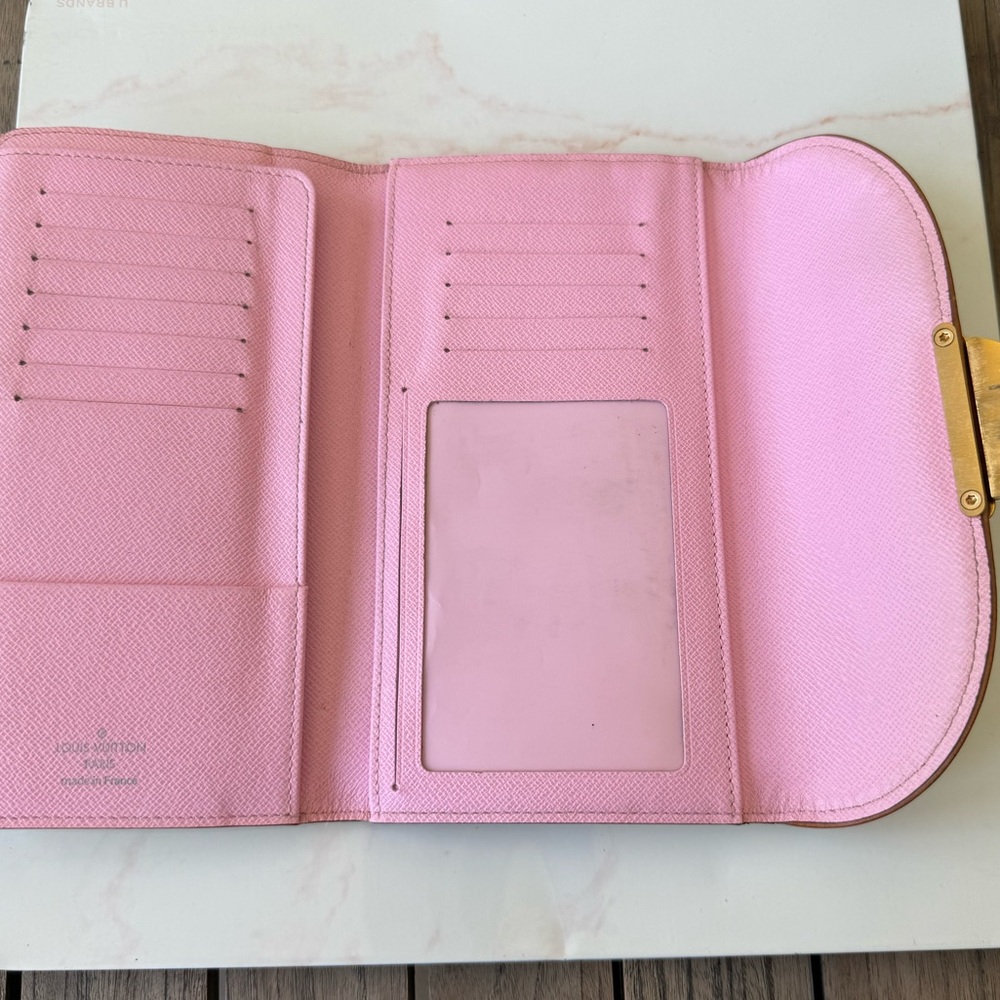 ❗️SOLD❗️Louis Vuitton Eugene multicolor Wallet - Picture 7 of 9
